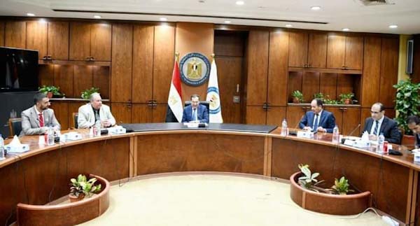 مباحثات بترولية مصرية رومانية