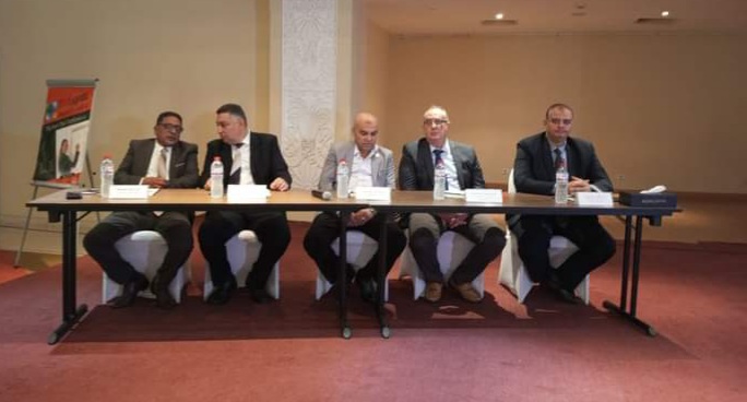 جانب من جلسة التشاور المجتمعي