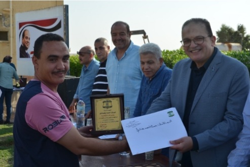 جانب من الحفل و التكريم