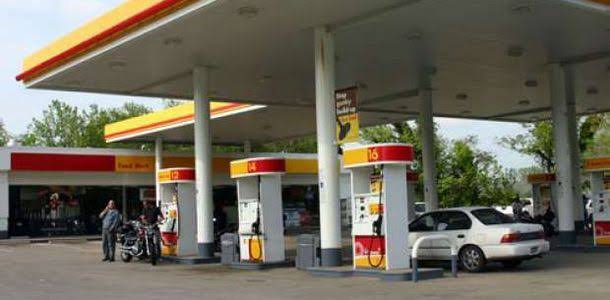 لجنة تسعير المنتجات البترولية : تثبيت سعر السولار والمازوت ورفع البنزين 25 قرش