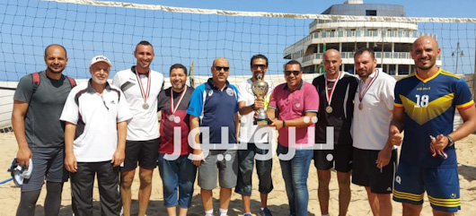 فوز فريق مصر للبترول بالميدالية الفضية و كأس المركز الثاني للكرة الشاطئية عمومي 