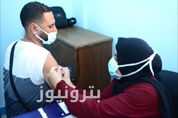 تطعيم العاملين بمناطق غرب الإسكندرية 
