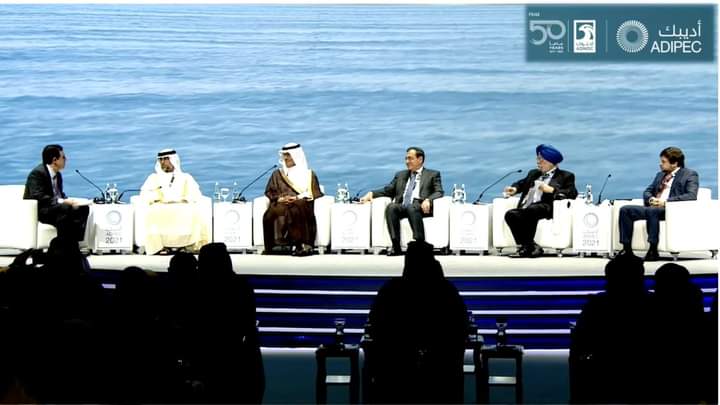 " وزير البترول " يشارك في افتتاح مؤتمر أبو ظبى الدولي للبترول " أديبك 2021 "