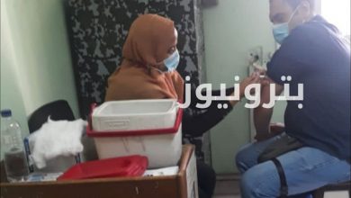 تطعيم العاملين بمنطقة إمبابة