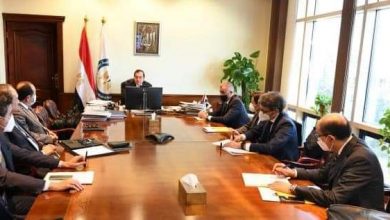 وزير البترول يبحث مع إيني الإيطالية موقف مشروعاتها في مصر