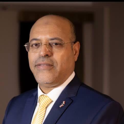 محمد جبران رئيس النقابة العامة للعاملين بالبترول