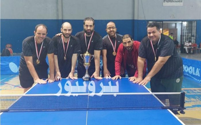 فريق صان مصر لتنس الطاولة يحتفل بالكأس