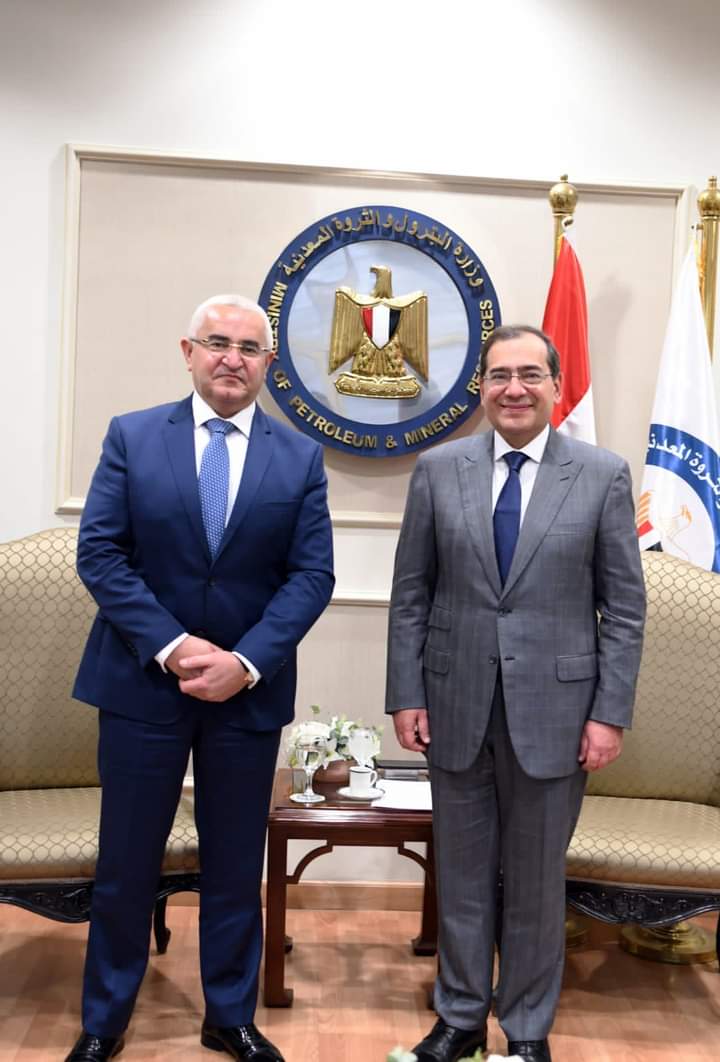 وزير البترول يستقبل سفير أذربيجان بالقاهرة 